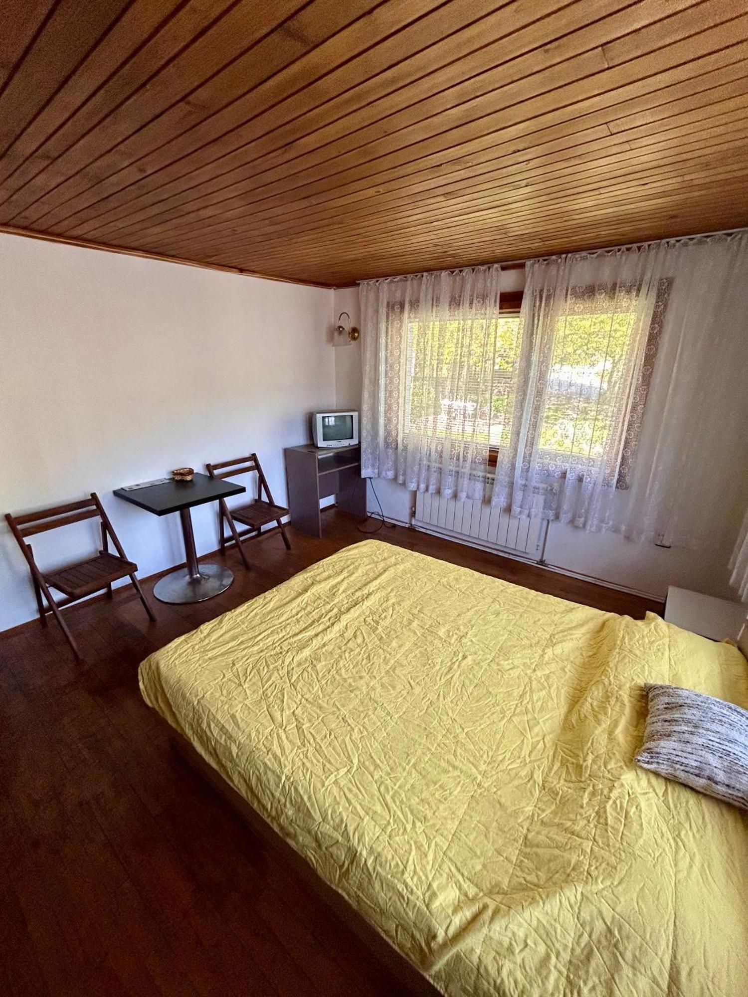 Luylyana Guesthouse Ribarica Luaran gambar