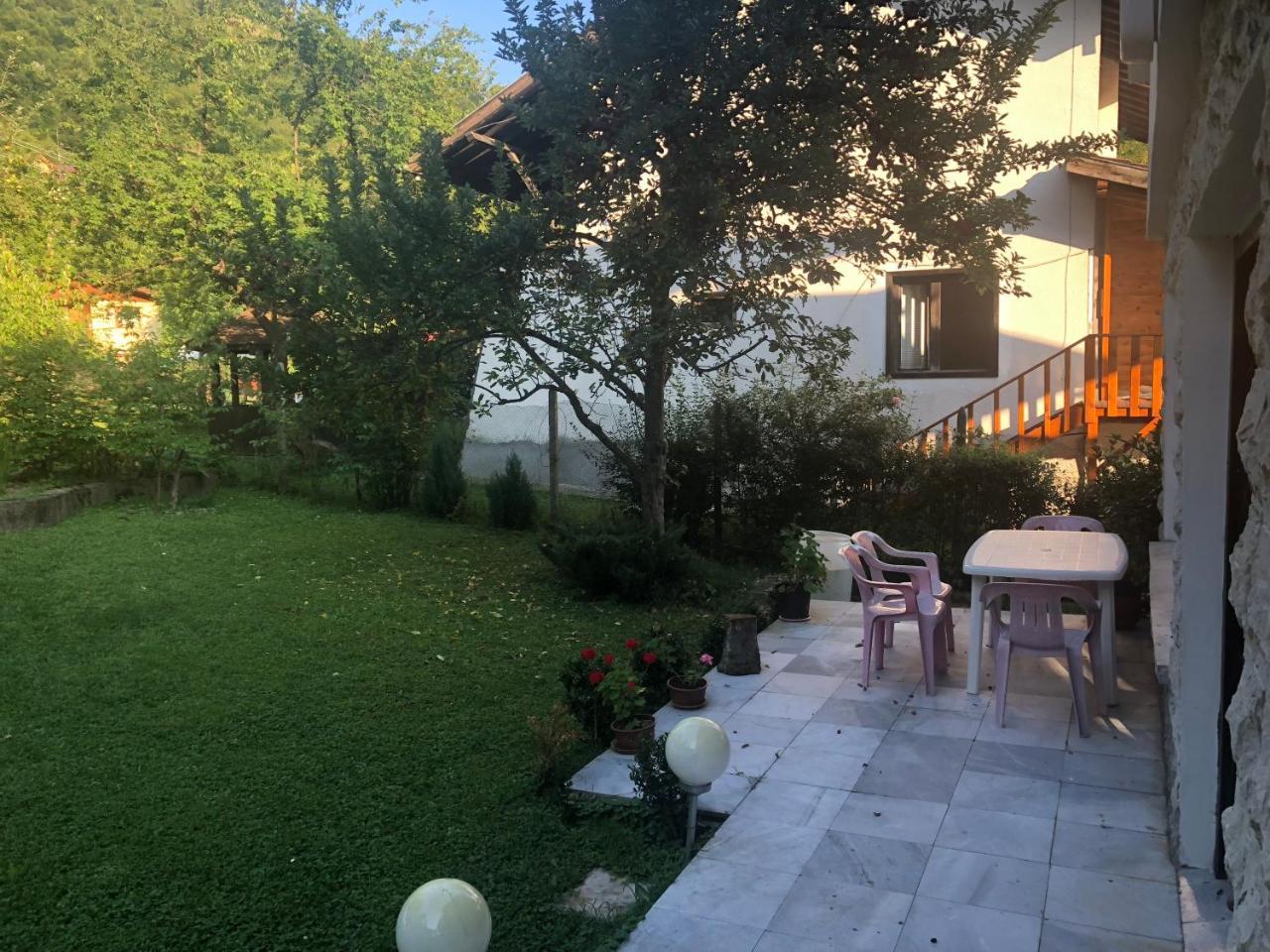 Luylyana Guesthouse Ribarica Luaran gambar